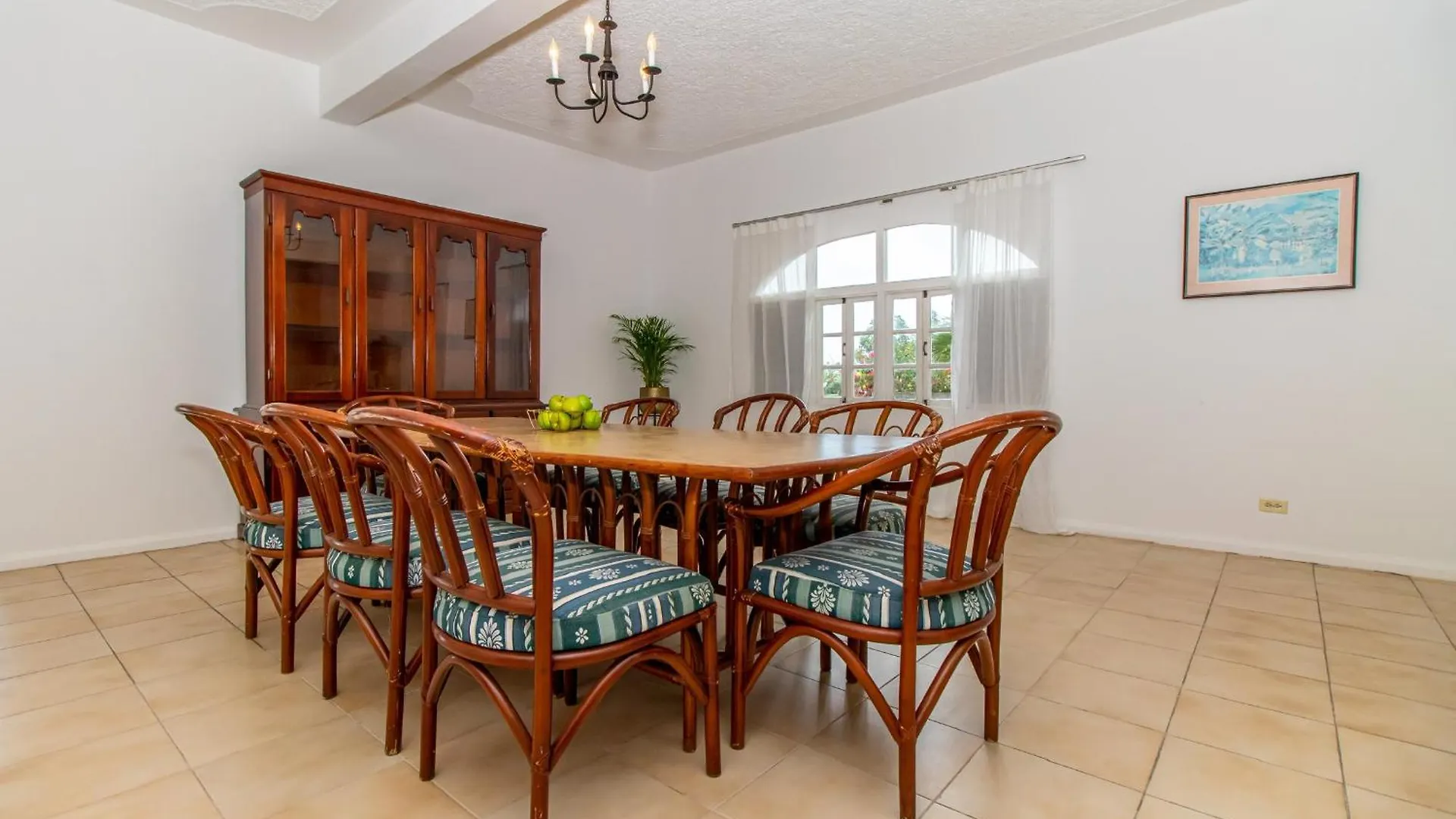 Villa Amore Jamaica - Between Montego Bay & Ochi Rios Includes Cook Discovery Bay