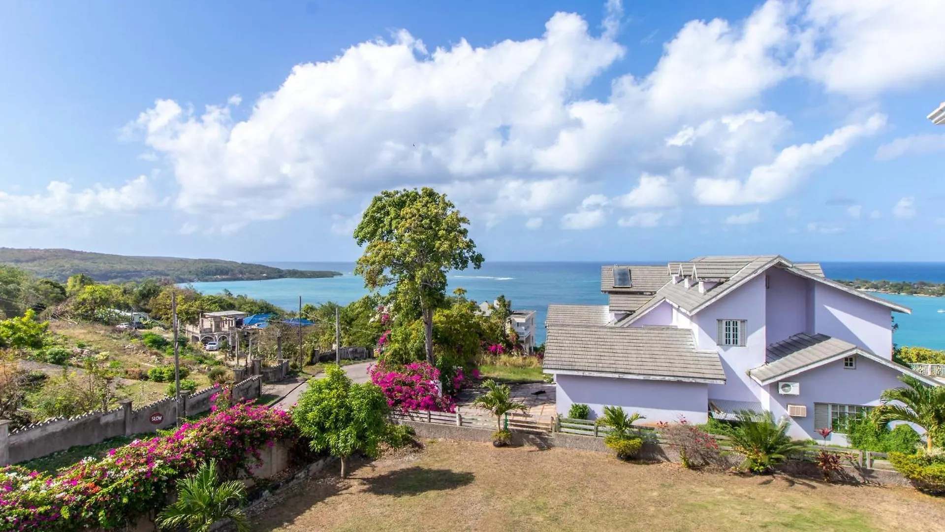 Villa Amore Jamaica - Between Montego Bay & Ochi Rios Includes Cook Discovery Bay