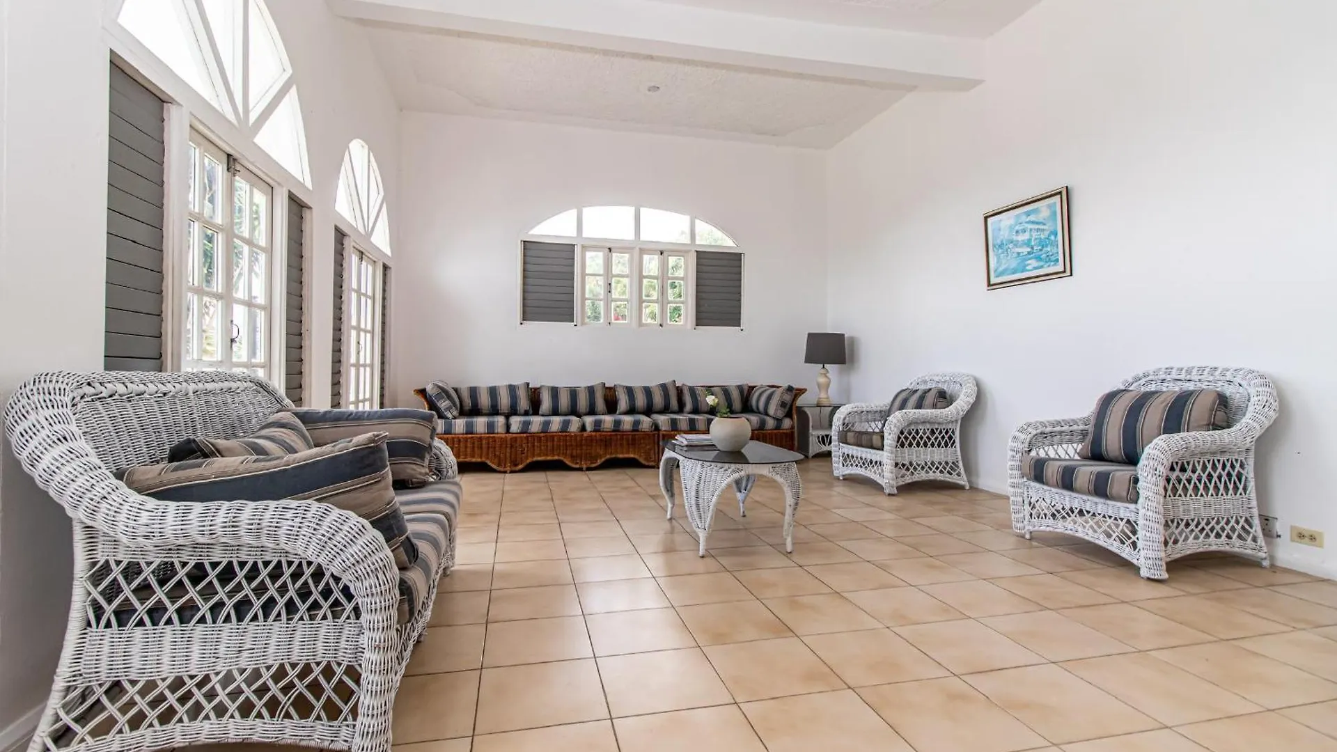 Villa Amore Jamaica - Between Montego Bay & Ochi Rios Includes Cook Discovery Bay 0*,
